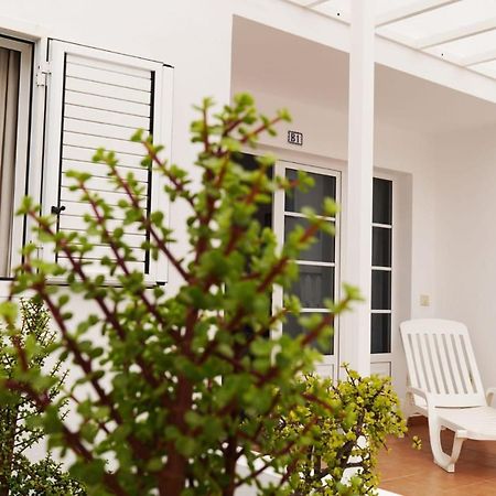 Apartamento Mila Vista Al Mar Arrieta (Lanzarote) Exterior photo